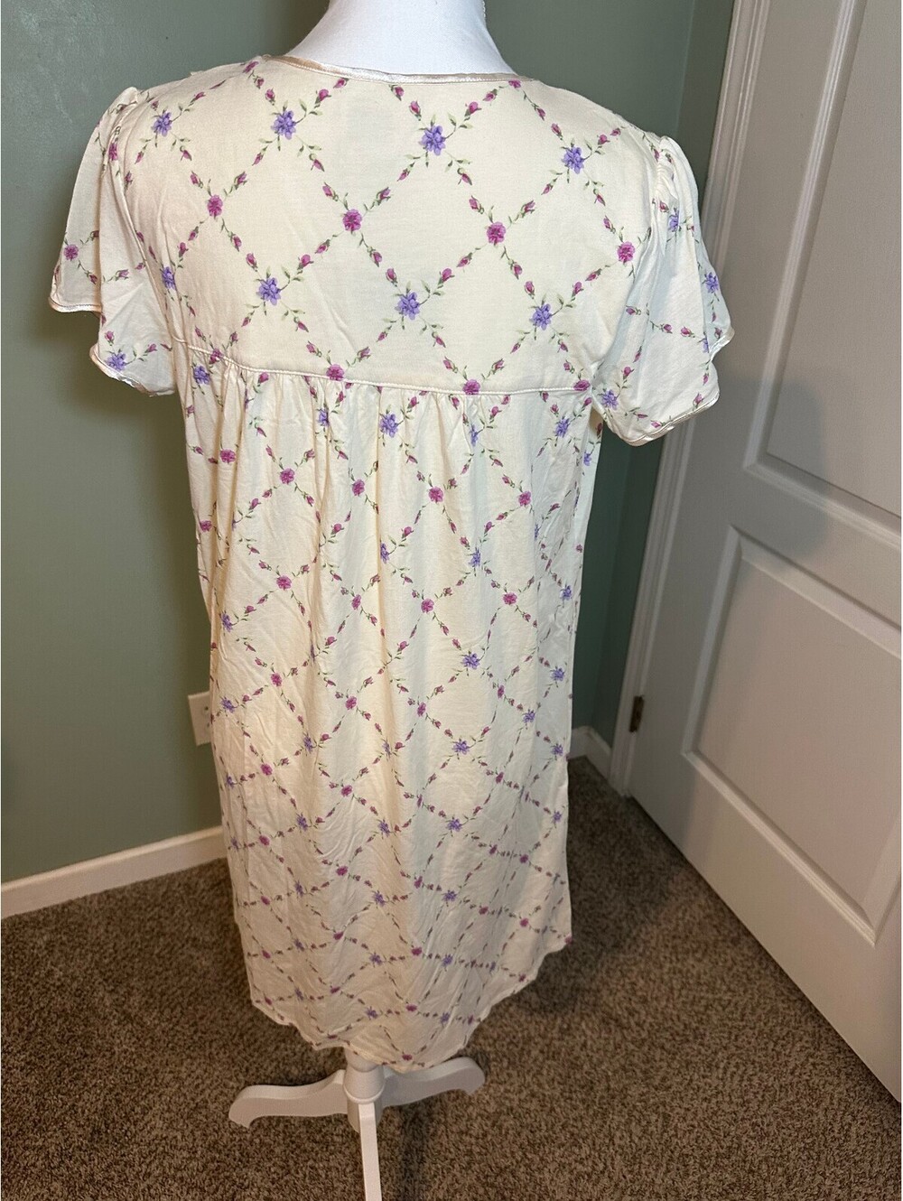 NWT Aria Cottagecore Floran nightgown size Medium - Picture 4 of 4